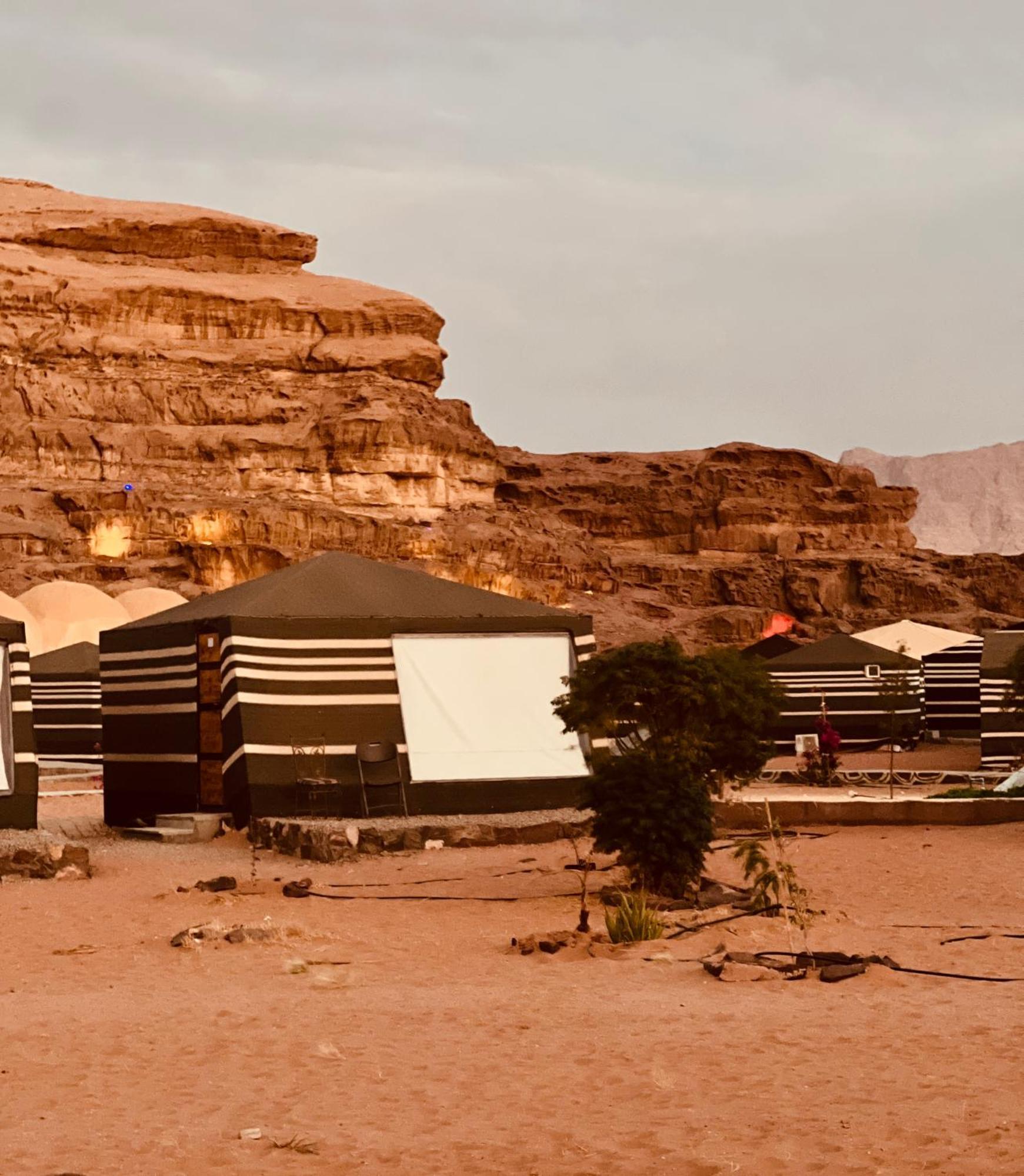 Revan Rum Luxury Camp Wadi Rum Eksteriør bilde